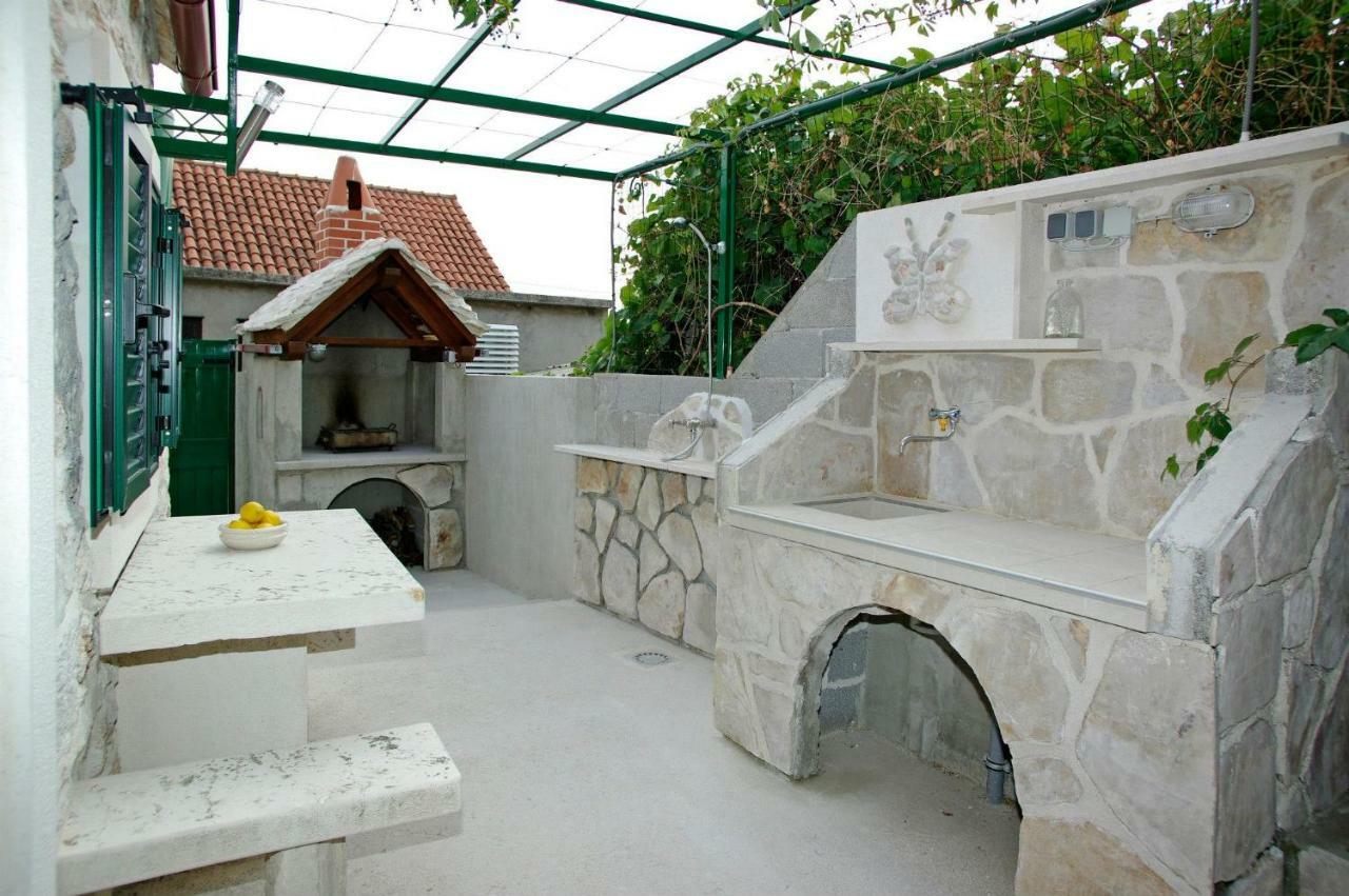 Apartment Menego A2 Bol-Center, Croatia Extérieur photo