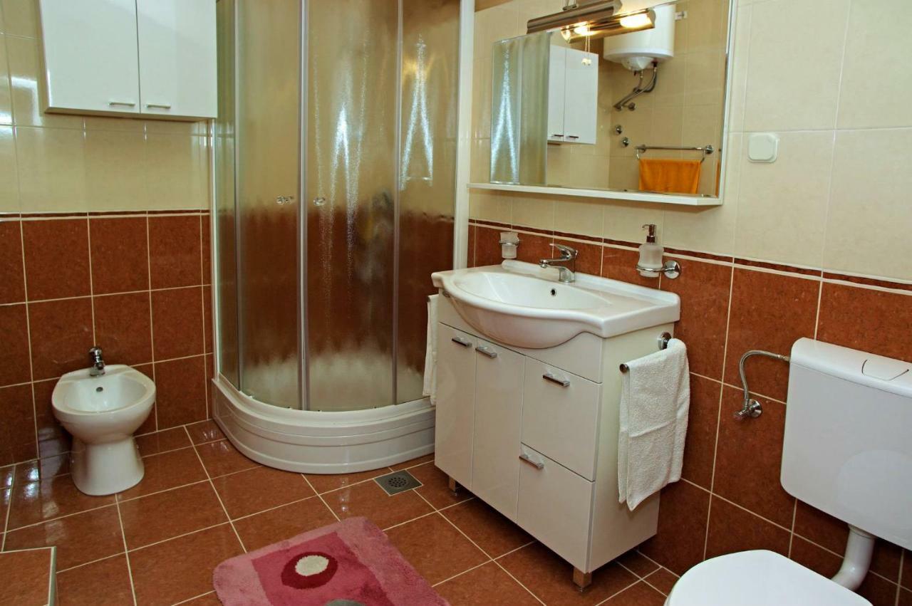 Apartment Menego A2 Bol-Center, Croatia Extérieur photo
