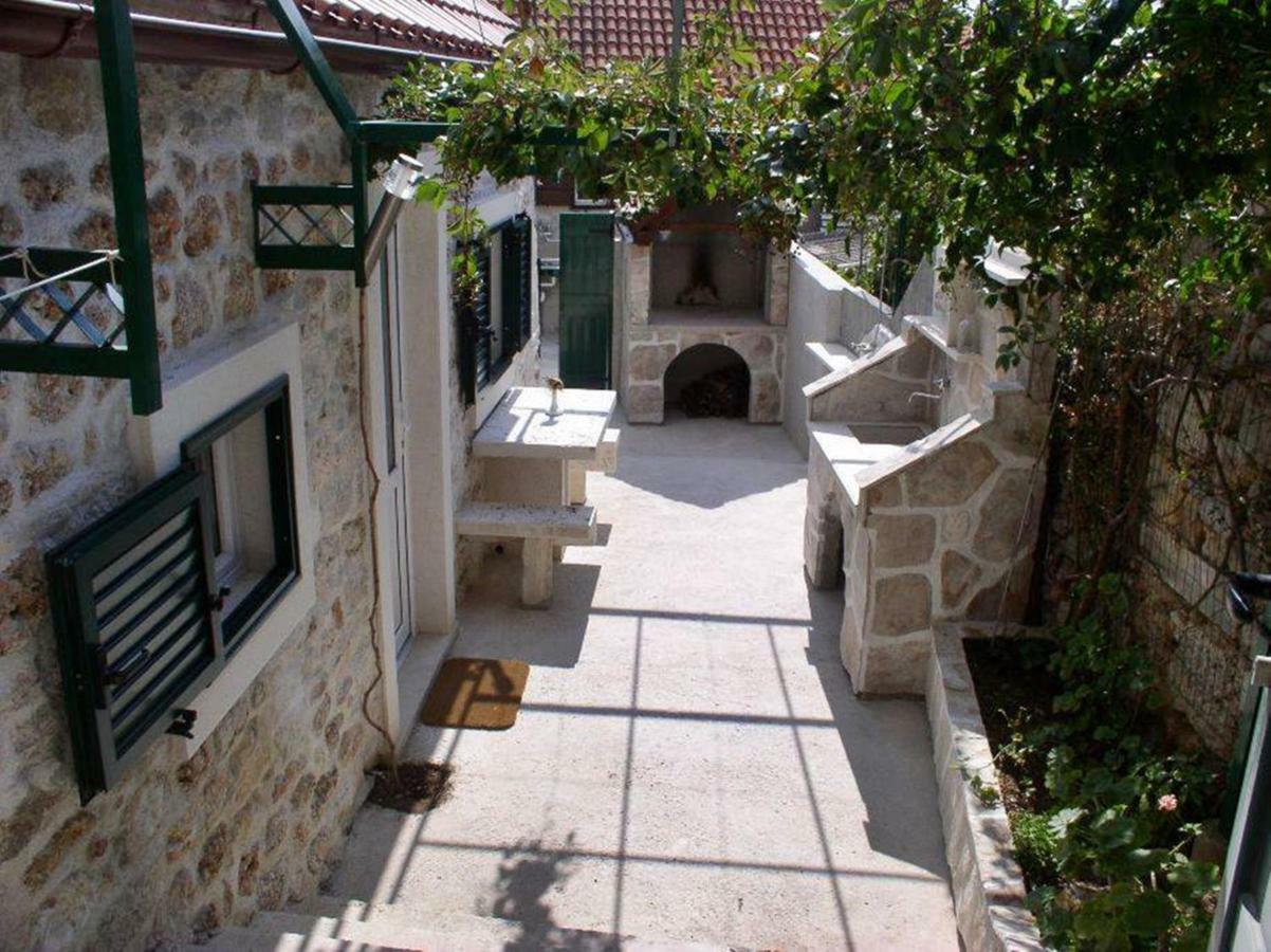 Apartment Menego A2 Bol-Center, Croatia Extérieur photo